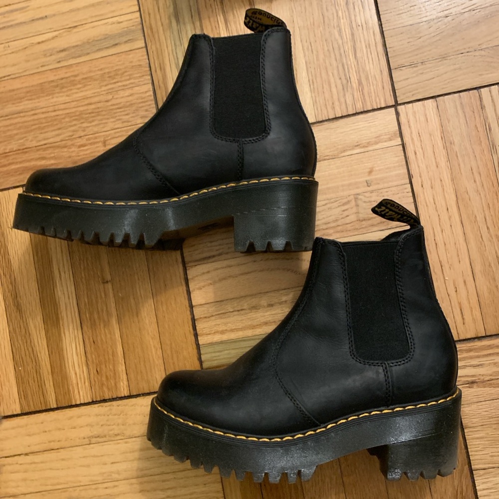 ROMETTY WYOMING leather platform chelsea boots Size 7